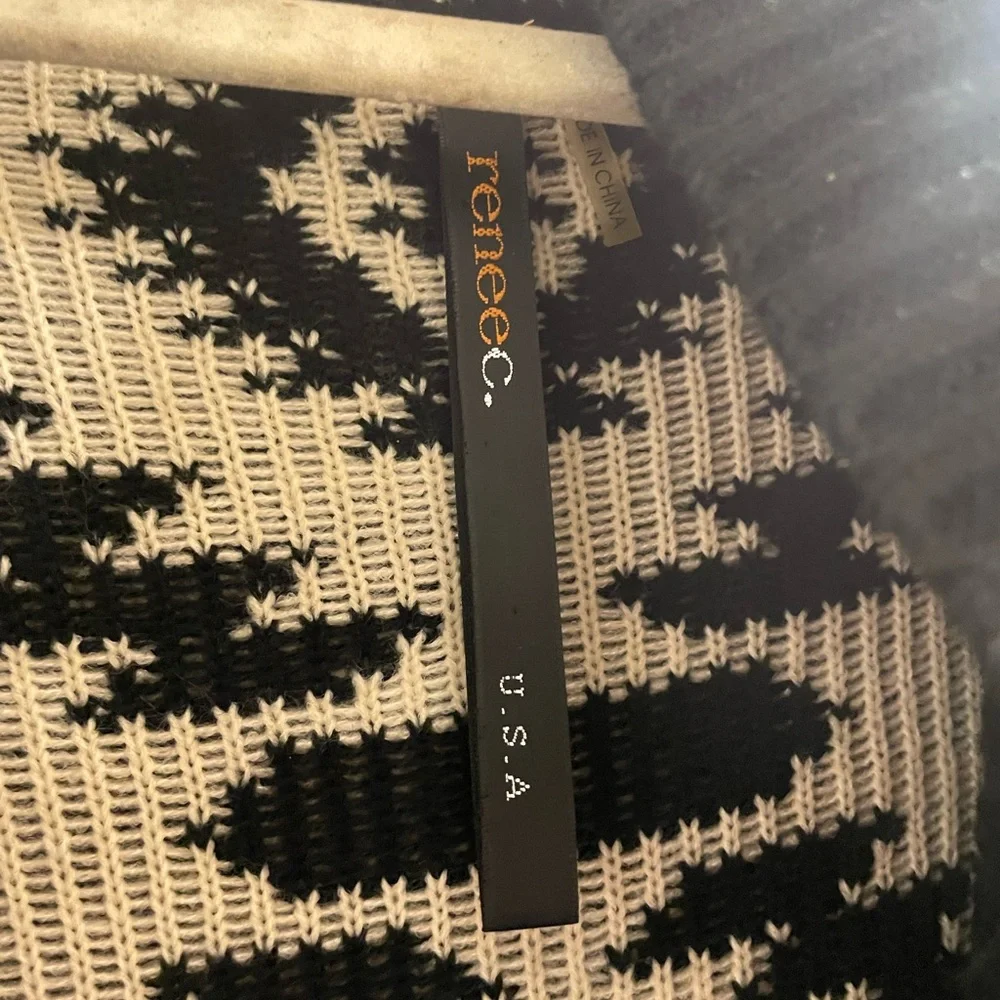 Black and Cream bohemian  Cardigan 🖤Final Price🖤 - Picture 2 of 8